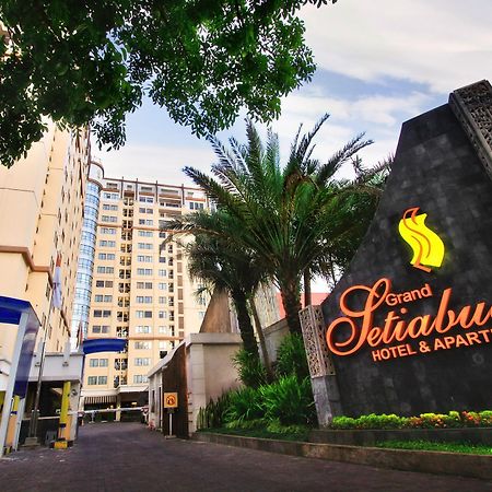 Grand Setiabudi Hotel Bandung Exterior foto
