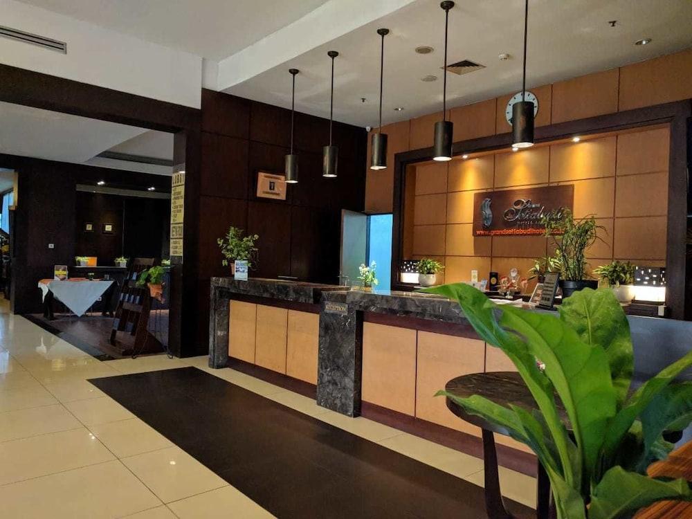 Grand Setiabudi Hotel Bandung Exterior foto