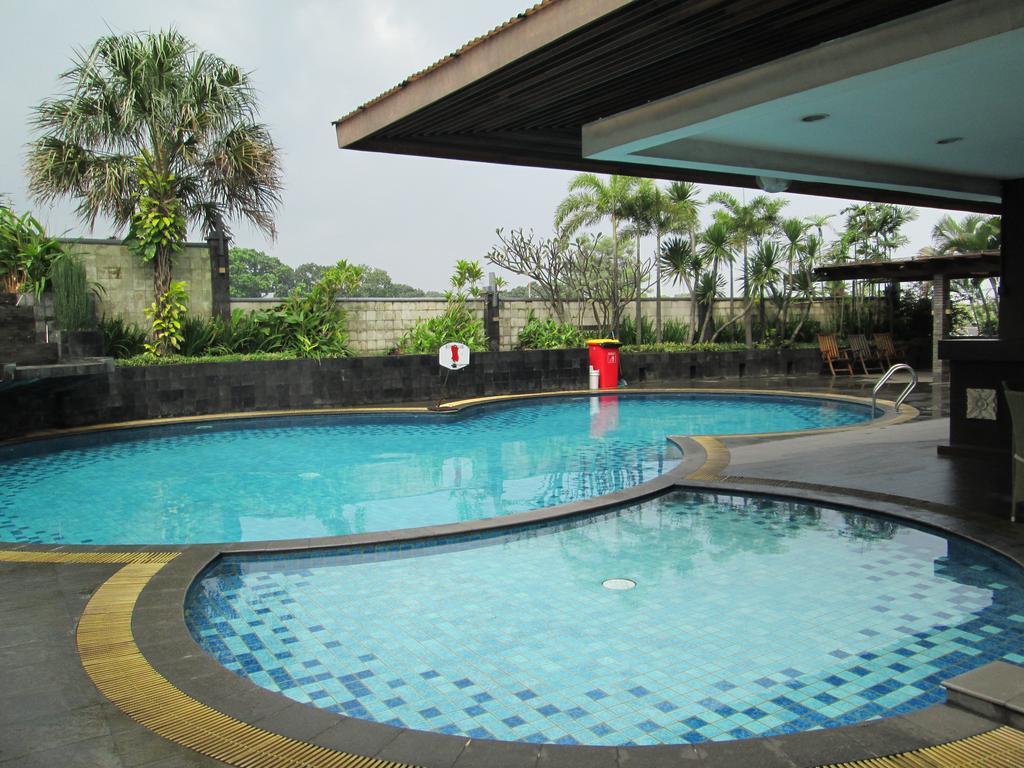 Grand Setiabudi Hotel Bandung Exterior foto