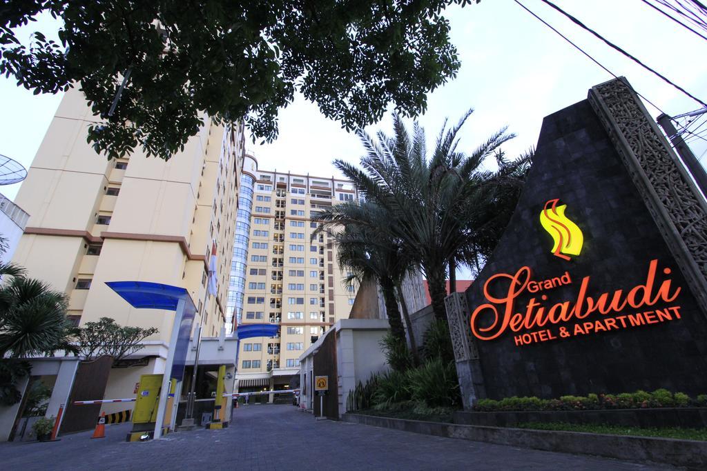 Grand Setiabudi Hotel Bandung Exterior foto