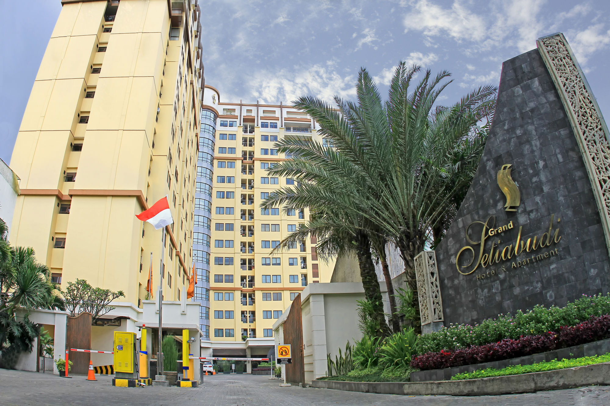 Grand Setiabudi Hotel Bandung Exterior foto